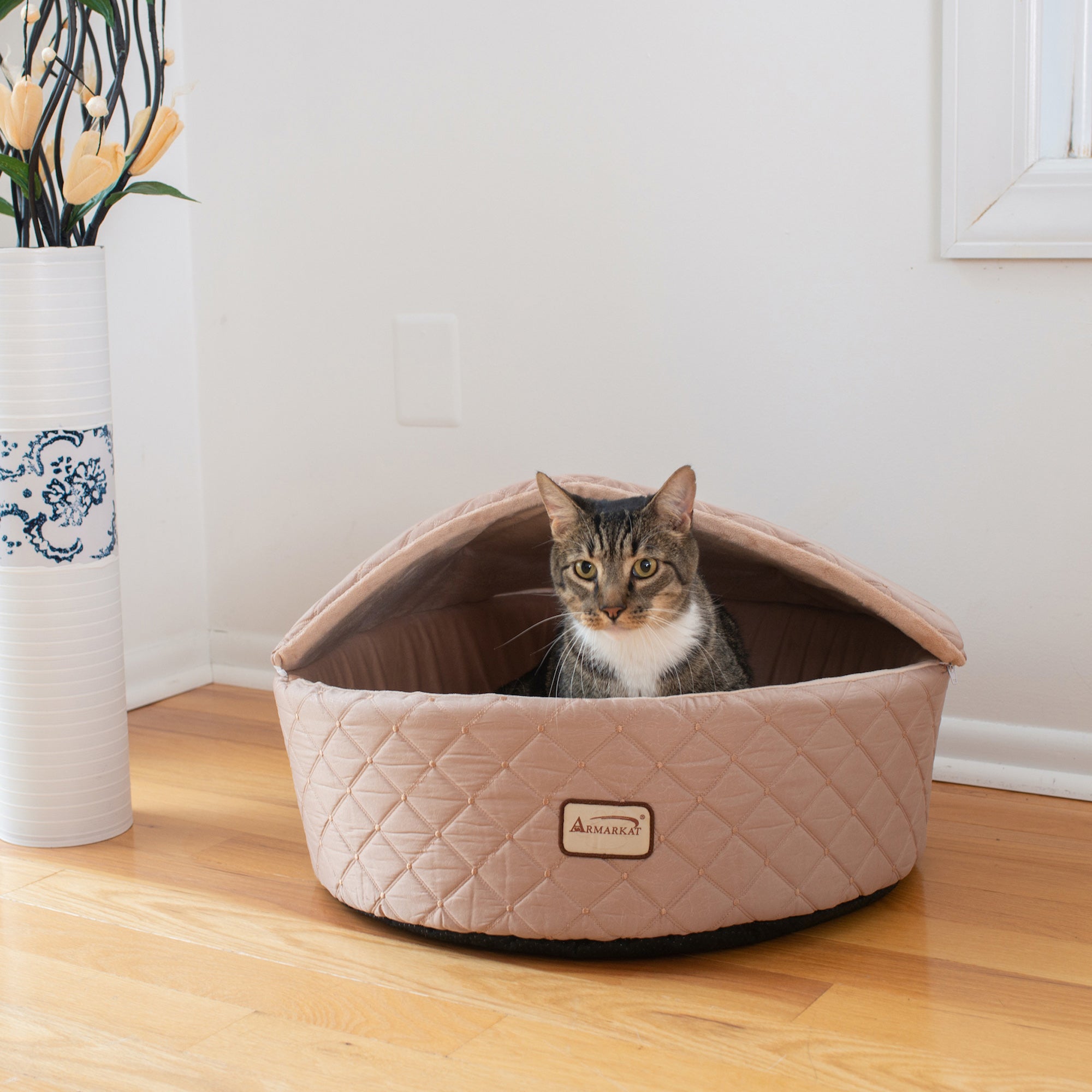 Armarkat Luxury Cat Bed