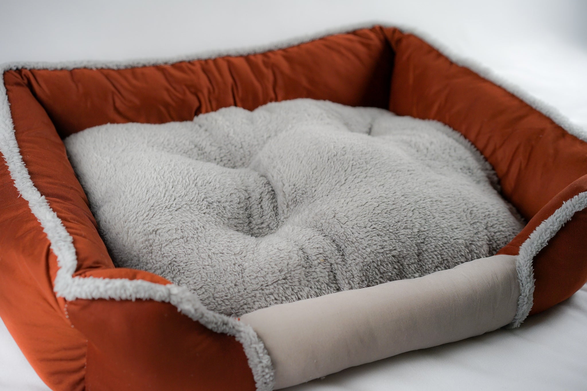 Soft Touch All Seasons Premium Pet Bed